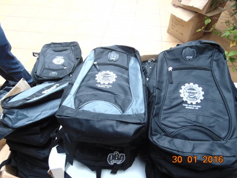 MATERIAL ESCOLAR 2016