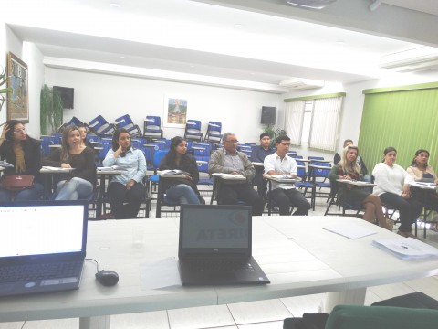 Curso Capacitação Funcionários Stiam de Maringá e Região
