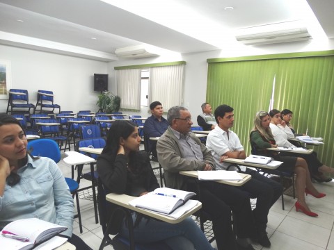 Curso Capacitação Funcionários Stiam de Maringá e Região